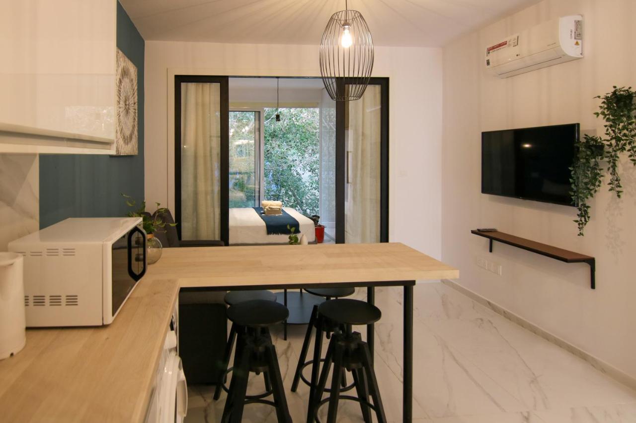 Phaedrus Living Seaside Romantic Flat Limnaria 123 Paphos Exterior foto